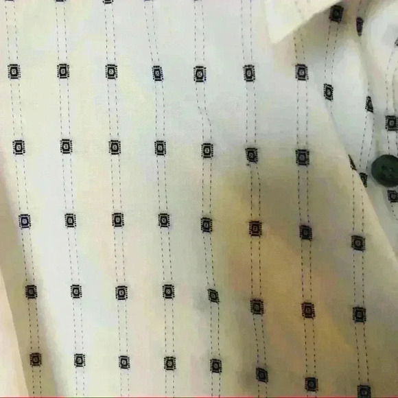 Axcess by a Claiborne Co. Button Down Shirt. - Picture 4 of 5